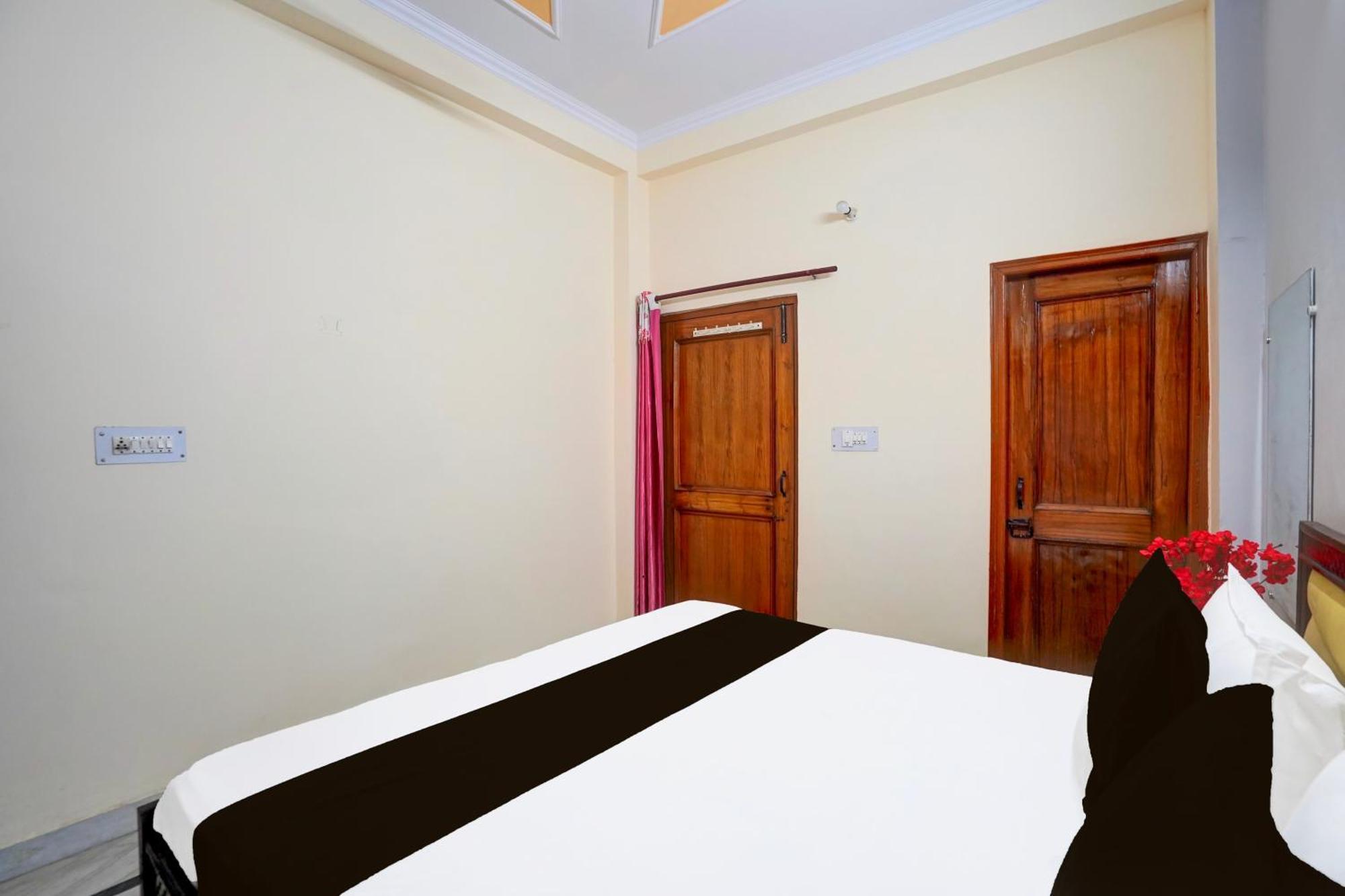 Hotel O Nd Home Cottage Газиабад Екстериор снимка